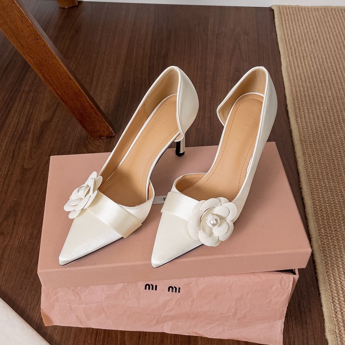 Formal Women Daily Wear Footwear - Saten Sivri Burun Stiletto Topuklu Ayakkabılar